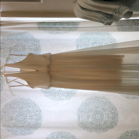 David’s Bridal bridesmaid gown - Picture 7 of 8